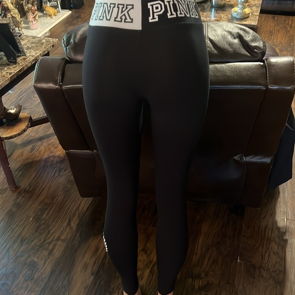 VS PINK Yoga Leggings - Picture 2 of 4